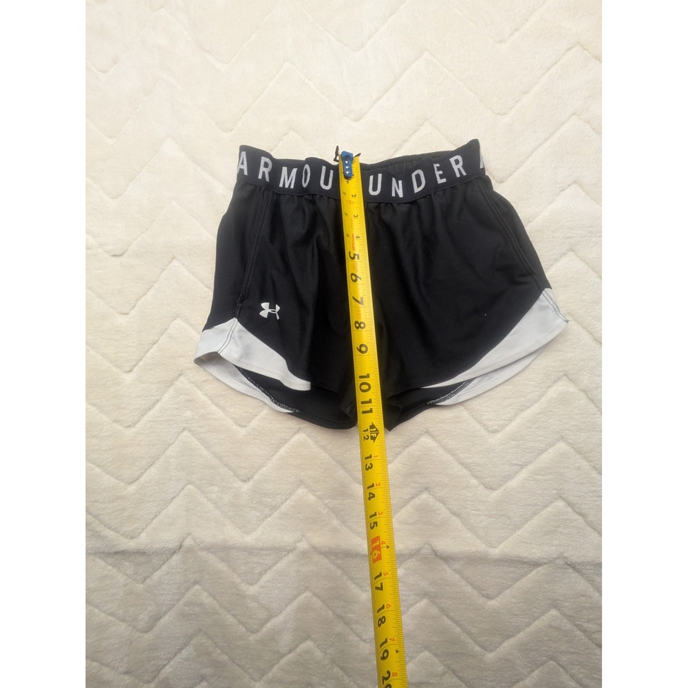 Under Armour HeatGear Black White Loose Fit Athletic Training Shorts Womens XS